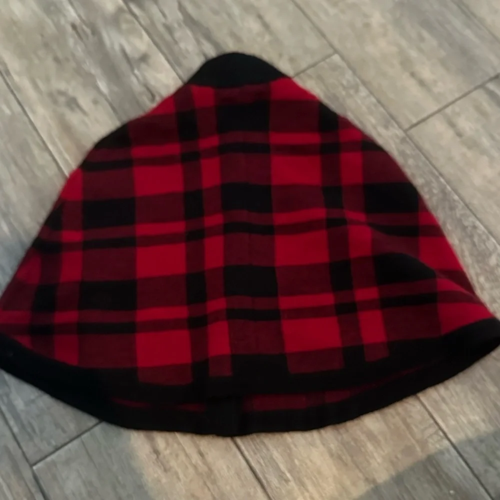 Polo Ralph Lauren baby Girls Plaid Wool cape Poncho Red Black Size 9-12 Mos